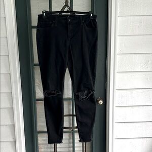 Joe's Jeans Black Ripped Skinny Jeans size 29